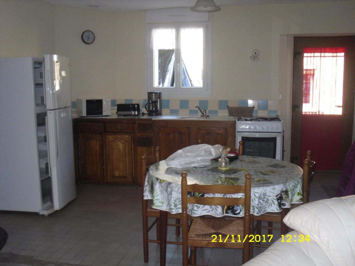 Maison - Chambre D'Hote Situee Au Coeur D Asfeld Eksteriør bilde
